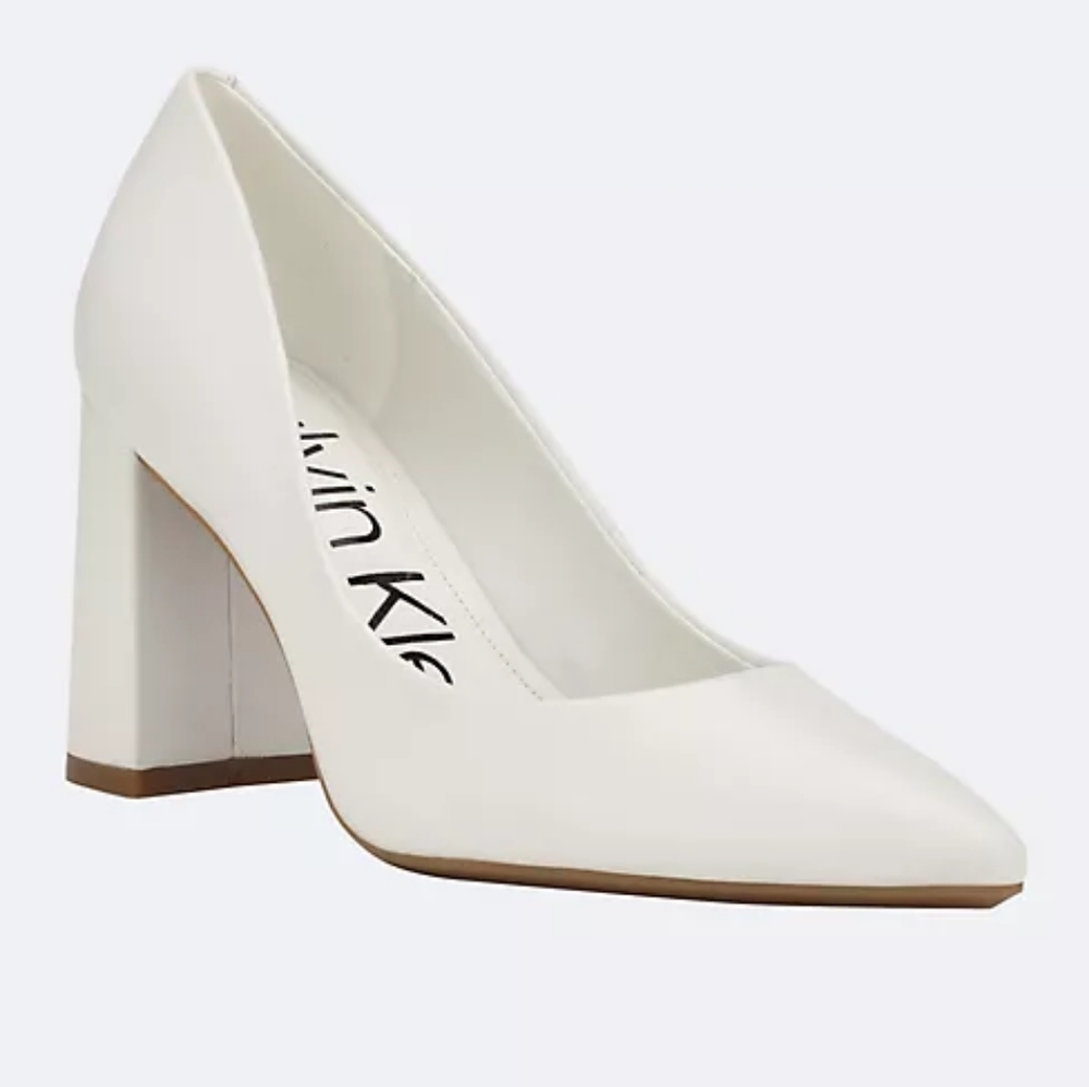 Women's Slip-on Dress Pump